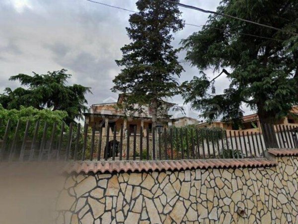 casa indipendente in vendita a Roma in zona Fosso di San Giuliano