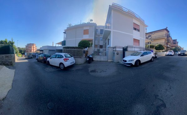 appartamento in vendita a Roma in zona Osteria del Curato