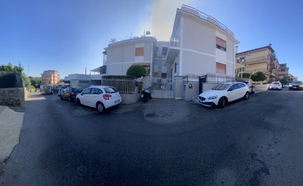 appartamento in vendita a Roma in zona Osteria del Curato