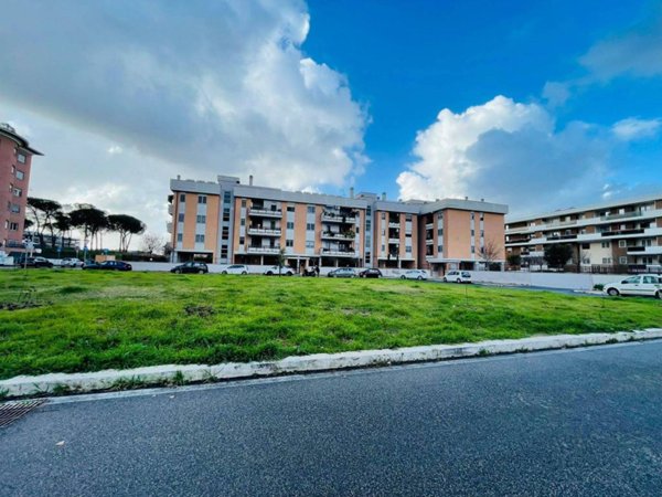 appartamento in vendita a Roma in zona Torrevecchia