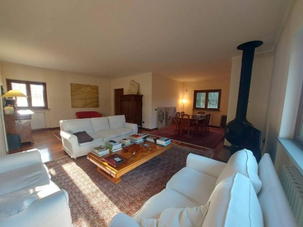 casa indipendente in vendita a Roma in zona Infernetto
