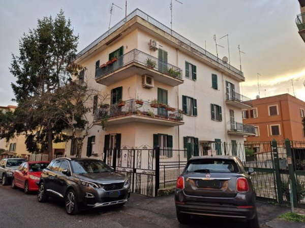 appartamento in vendita a Roma in zona Nomentano