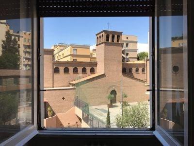appartamento in vendita a Roma in zona Nomentano