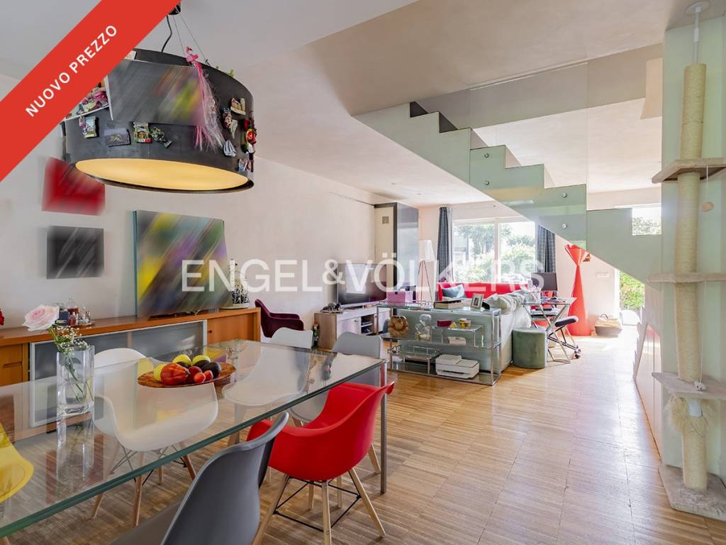 casa indipendente in vendita a Roma in zona Casal Palocco