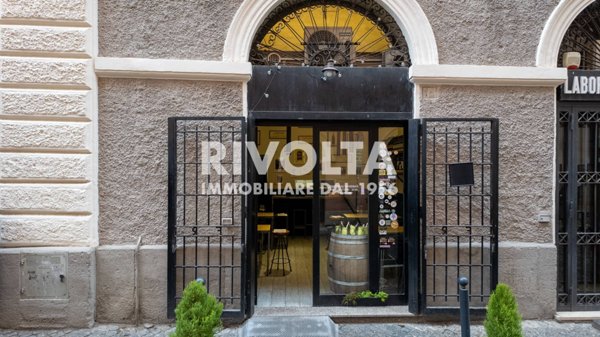 locale commerciale in vendita a Roma in zona Della Vittoria