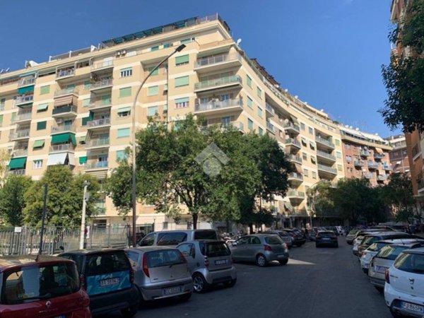 appartamento in vendita a Roma in zona Portuense