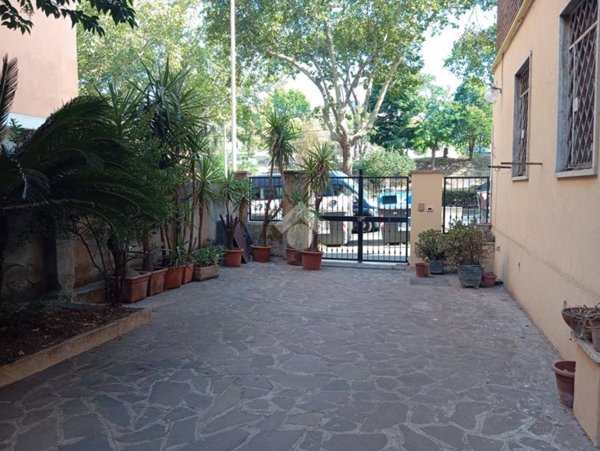 appartamento in vendita a Roma in zona Gianicolense