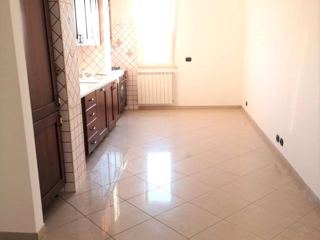 appartamento in vendita a Roma in zona Torre Angela