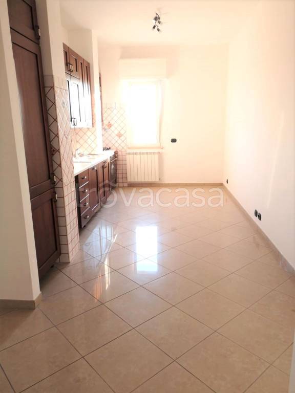 appartamento in vendita a Roma in zona Torre Angela