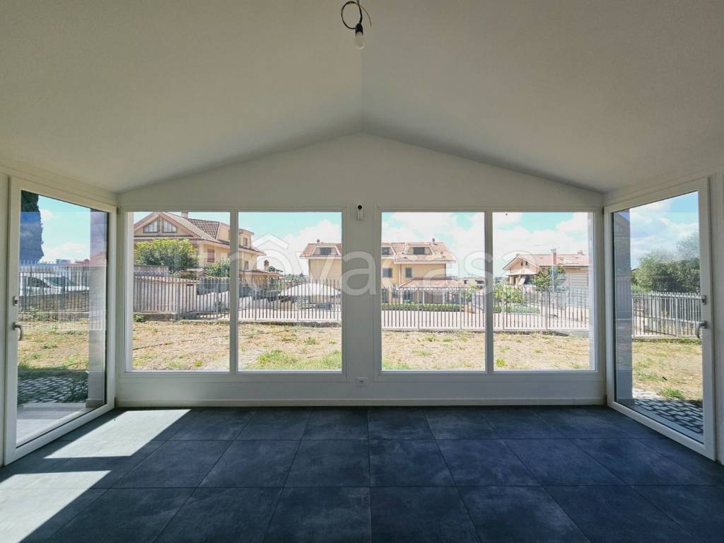 casa indipendente in vendita a Roma in zona Osteria del Curato