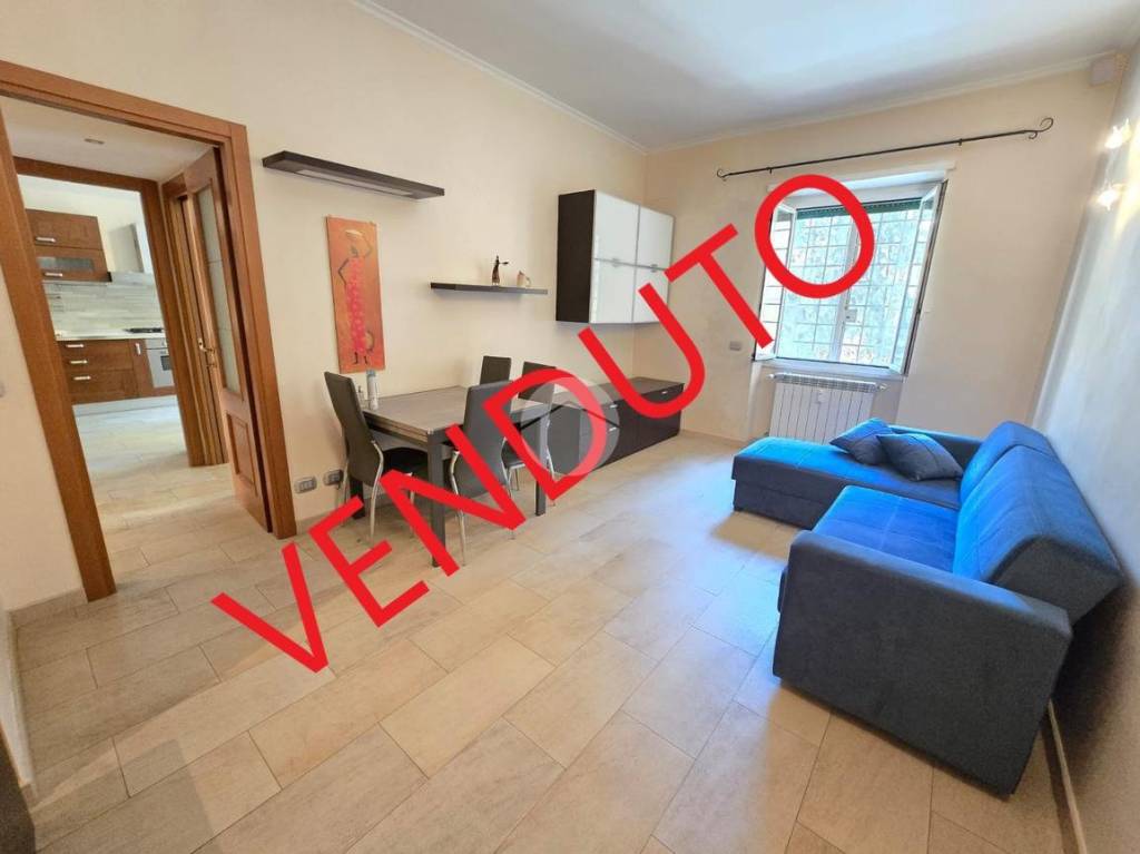 appartamento in vendita a Roma in zona Ostiense