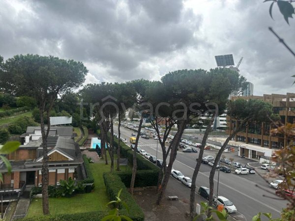 appartamento in vendita a Roma in zona EUR