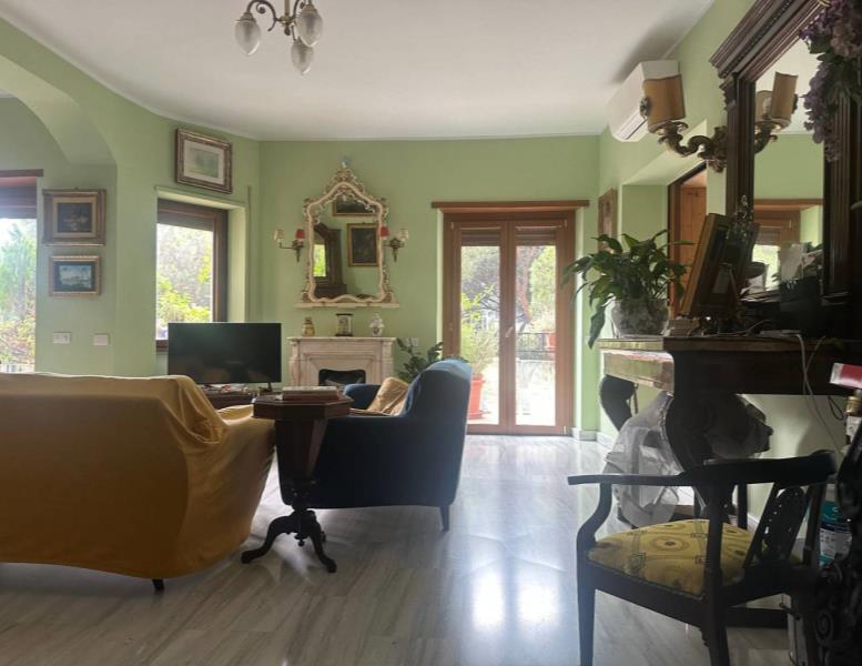 appartamento in vendita a Roma in zona EUR