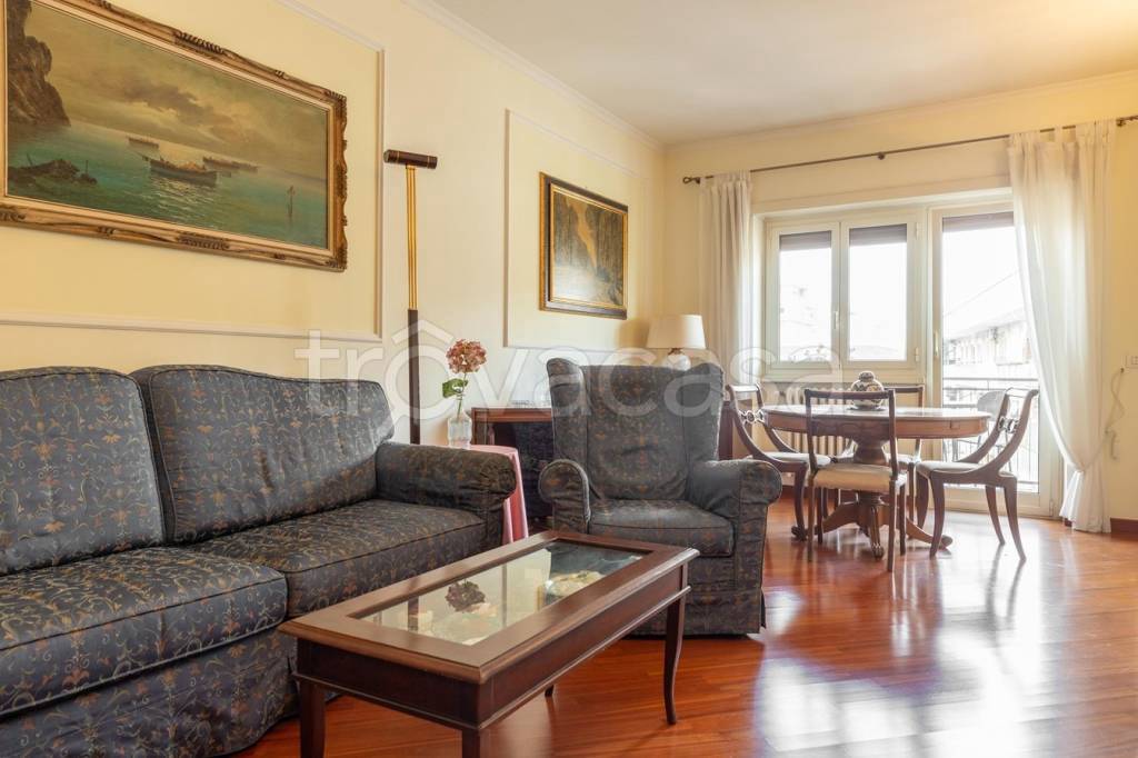 appartamento in vendita a Roma in zona Gianicolense