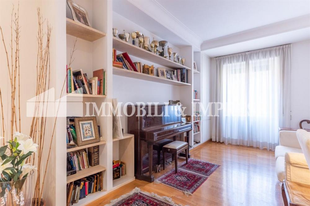 appartamento in vendita a Roma in zona Appio Latino