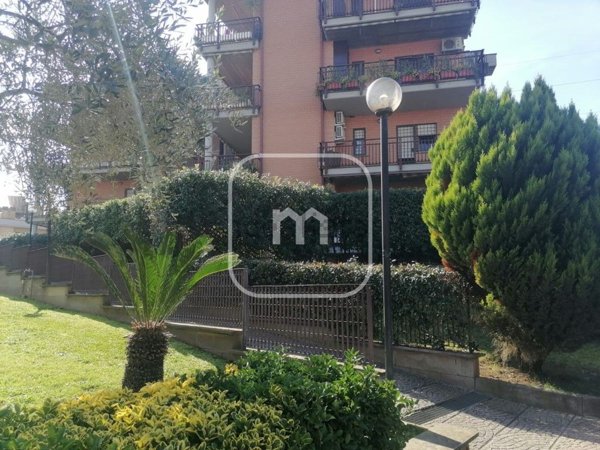 appartamento in vendita a Roma in zona Casal Morena