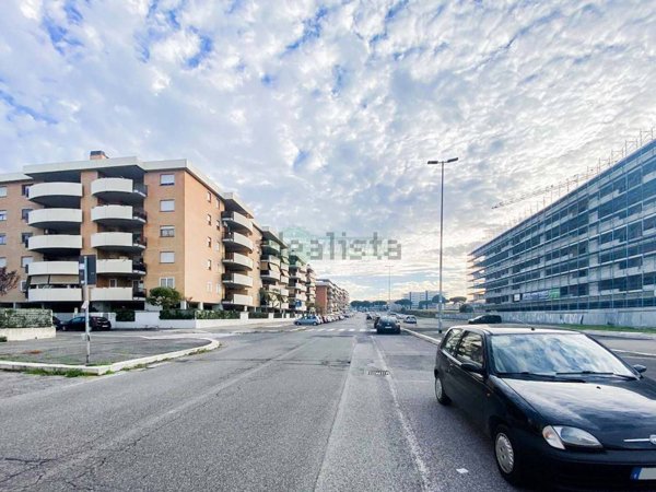 appartamento in vendita a Roma in zona Ponte di Nona