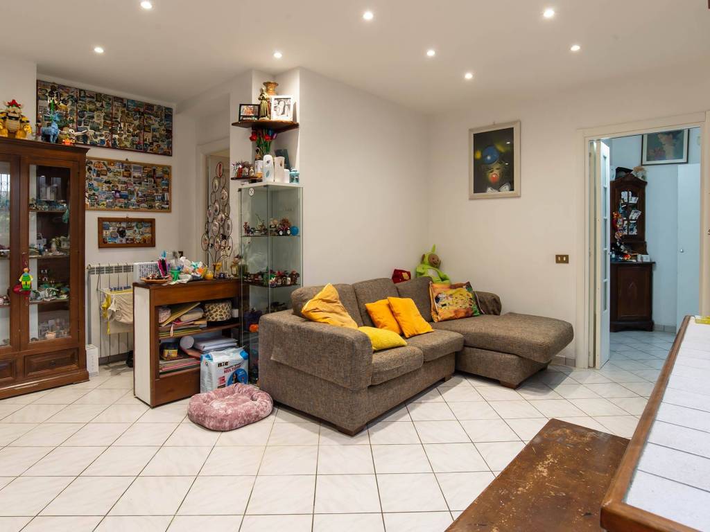 appartamento in vendita a Roma in zona EUR