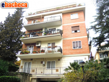 appartamento in vendita a Roma in zona Tomba di Nerone