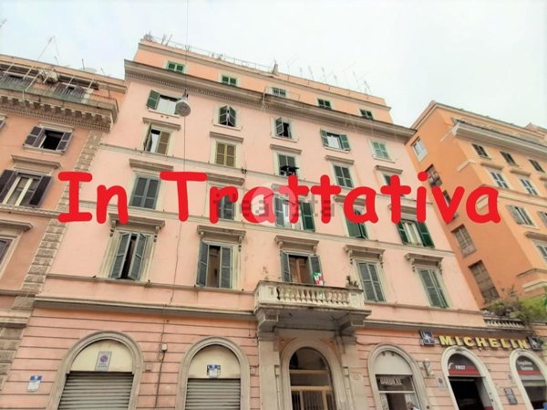 appartamento in vendita a Roma in zona Castro Pretorio