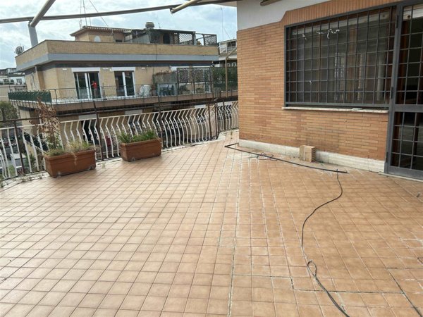 appartamento in vendita a Roma in zona Monte Sacro/Talenti