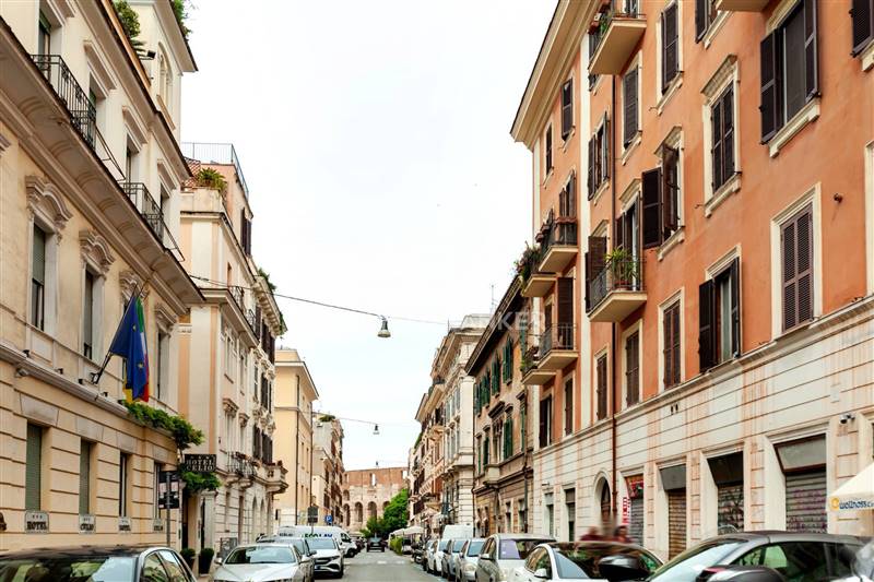 appartamento in vendita a Roma in zona Celio