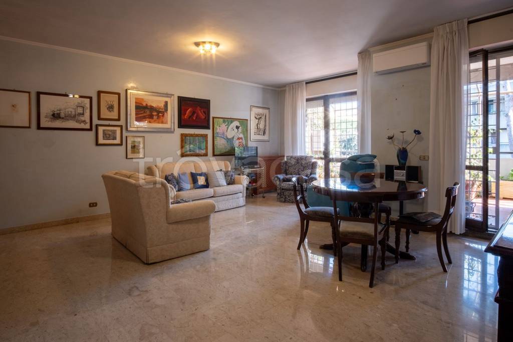 appartamento in vendita a Roma in zona Aurelio