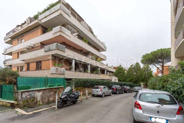 appartamento in vendita a Roma in zona Gianicolense