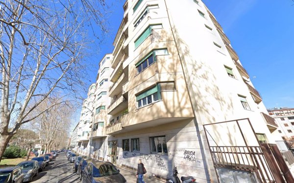 appartamento in vendita a Roma in zona Ostiense