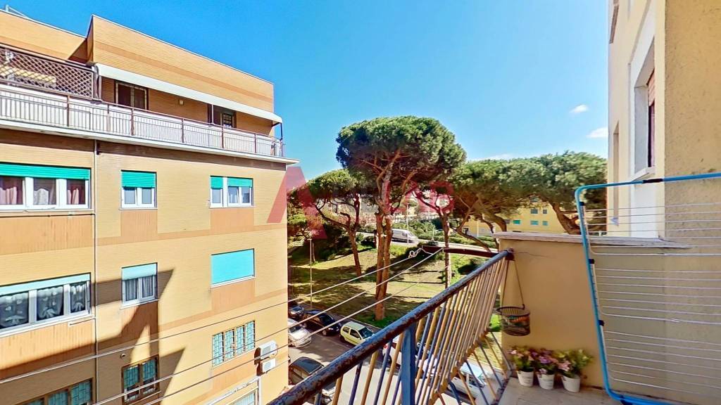 appartamento in vendita a Roma in zona Ostia
