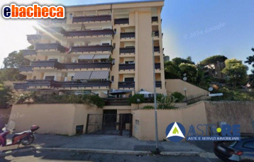 appartamento in vendita a Roma in zona Tomba di Nerone