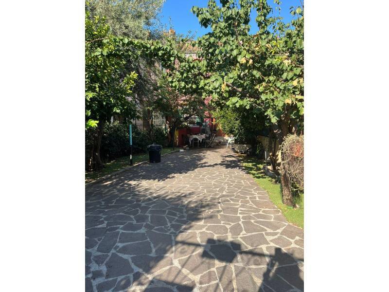 villa in vendita a Roma in zona Ponte Mammolo
