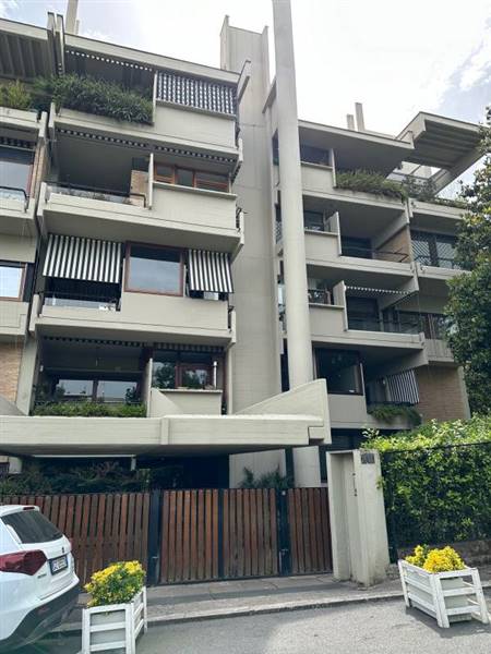 appartamento in vendita a Roma in zona Della Vittoria
