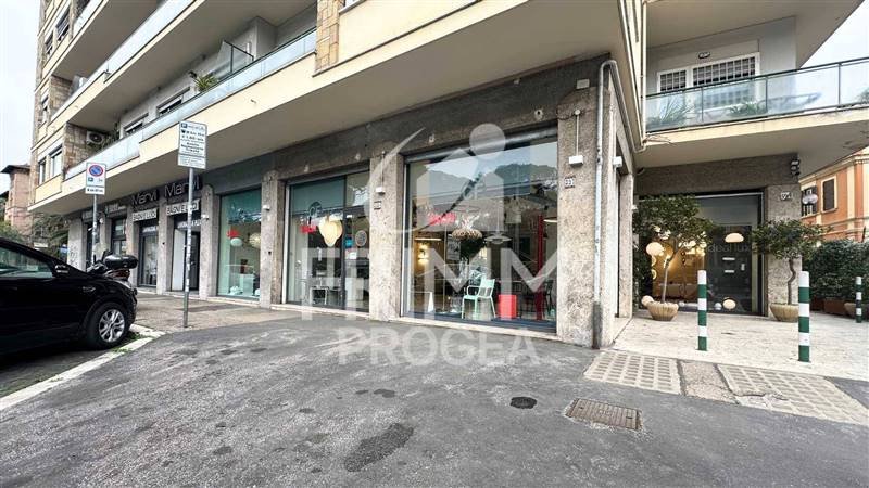 ufficio in vendita a Roma in zona Salario