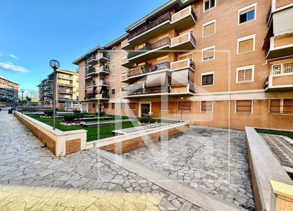 appartamento in vendita a Roma in zona Tuscolano