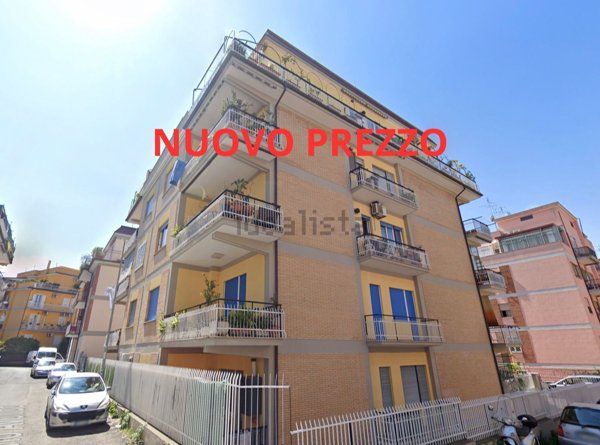 appartamento in vendita a Roma in zona Collatino
