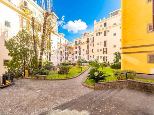 appartamento in vendita a Roma in zona Trastevere