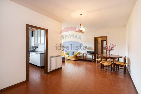 appartamento in vendita a Roma in zona Tor de' Cenci
