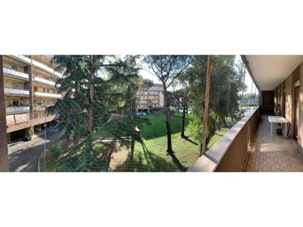 appartamento in vendita a Roma in zona Dragoncello