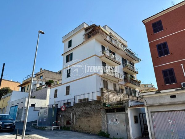 appartamento in vendita a Roma in zona Torrevecchia