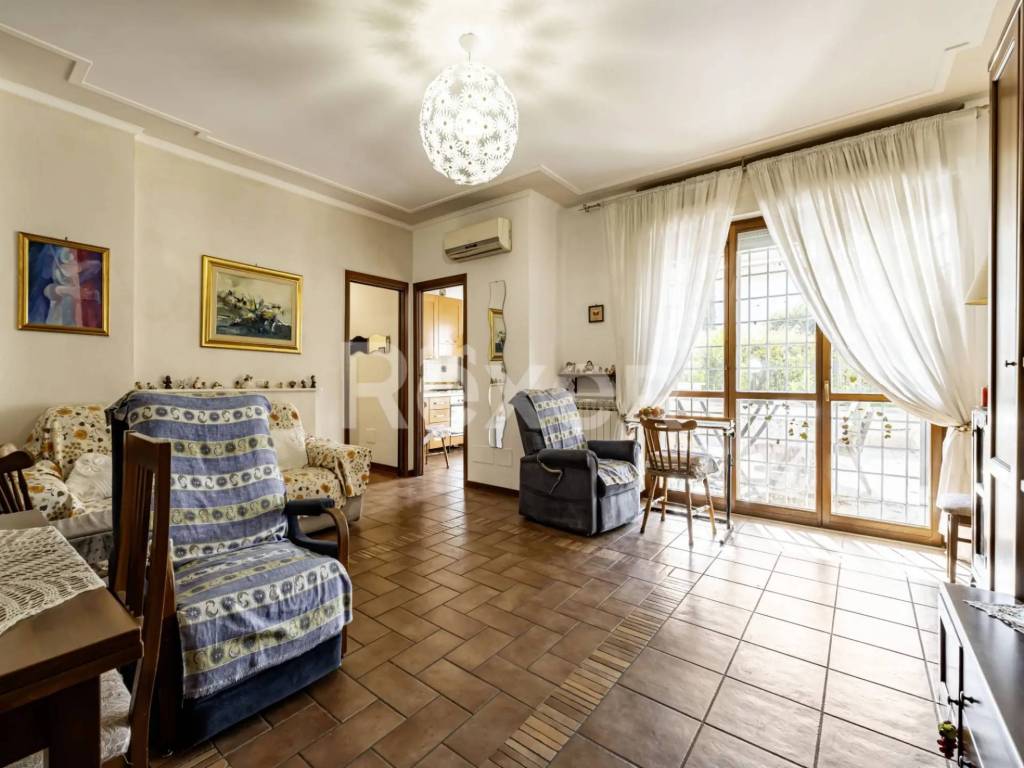 appartamento in vendita a Roma in zona Fonte Laurentina