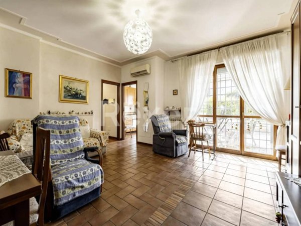 appartamento in vendita a Roma in zona Fonte Laurentina