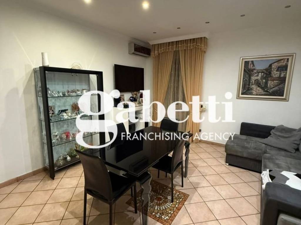 appartamento in vendita a Roma in zona Prenestino-Centocelle
