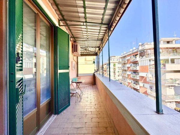 appartamento in vendita a Roma in zona Tuscolano