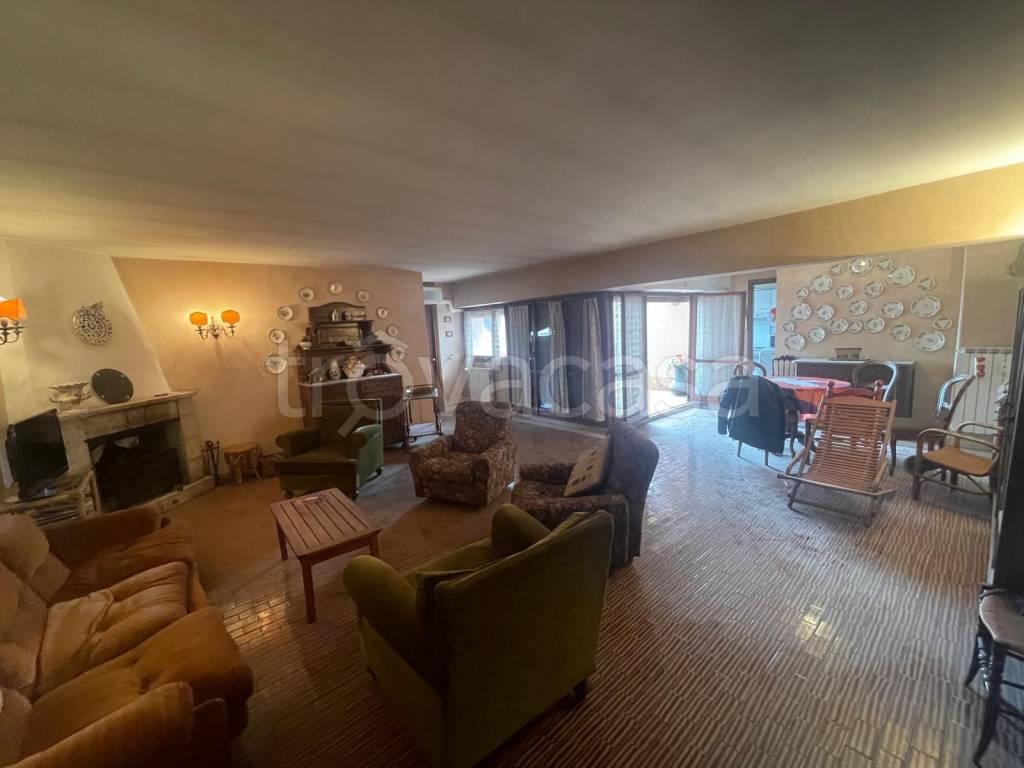 appartamento in vendita a Roma in zona Gianicolense