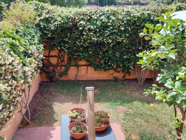 casa indipendente in vendita a Roma in zona Ostia