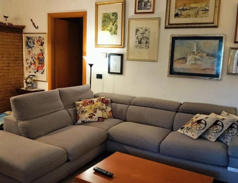 casa indipendente in vendita a Roma in zona Ostia