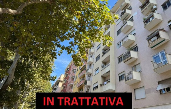 appartamento in vendita a Roma in zona Ostiense