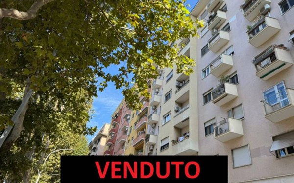 appartamento in vendita a Roma in zona Ostiense