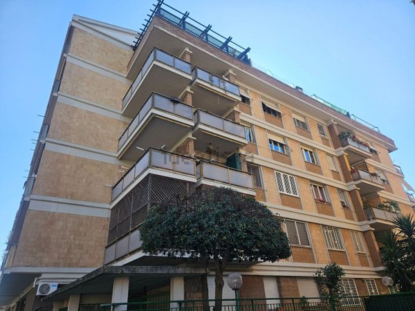 appartamento in vendita a Roma in zona Ostia